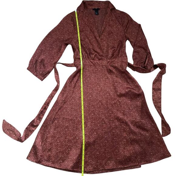 DVF-Inspired Brown Dusty Rose Print 3/4 Sleeve Belted Wrap Dress Size 2 - Picture 4 of 8